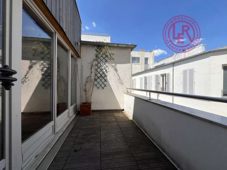 Appartement Paris 11e - 5 chambres - 137m²