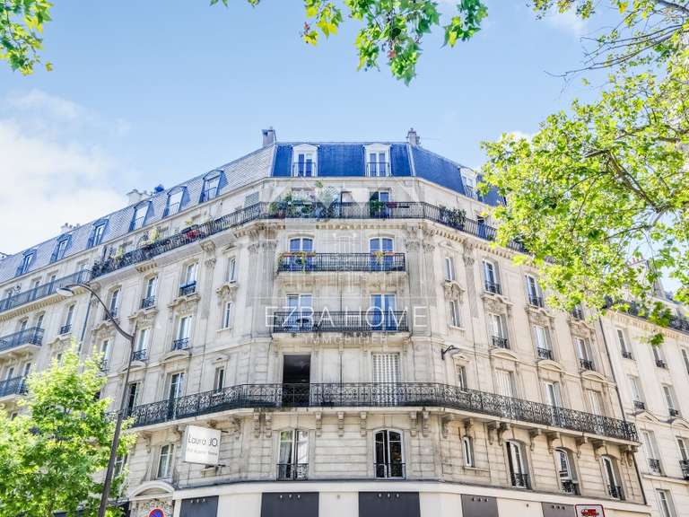 Appartement Paris 11e - 3 chambres - 121m²