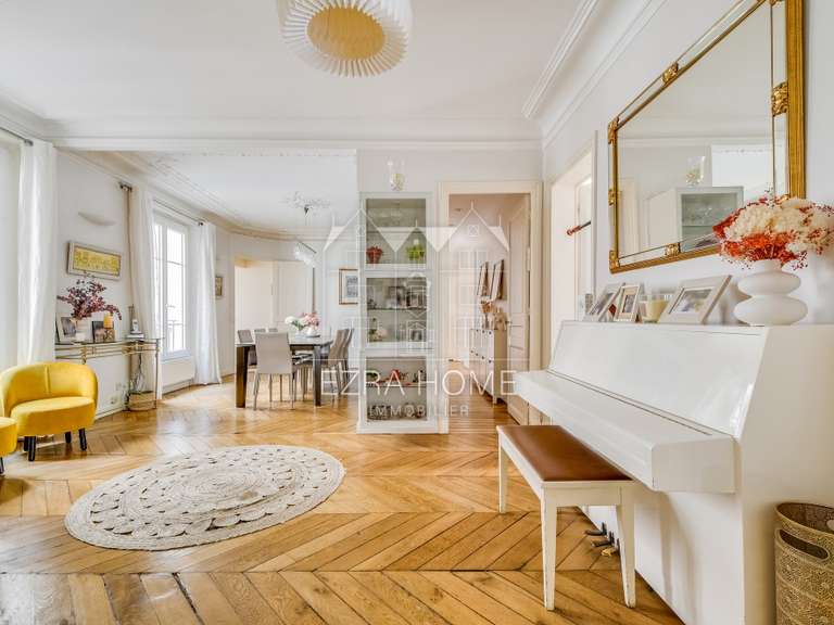 Appartement Paris 11e - 3 chambres - 121m²