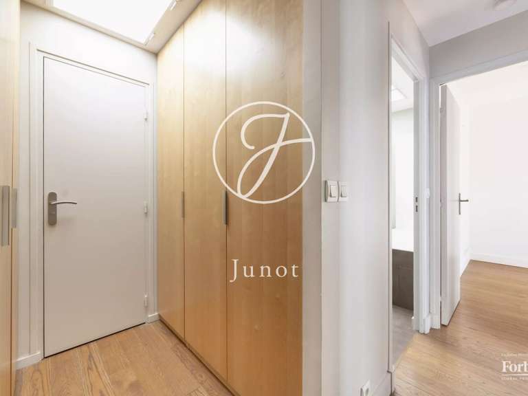 Appartement Paris 11e - 5 chambres - 138m²