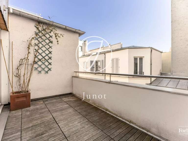 Appartement Paris 11e - 5 chambres - 138m²