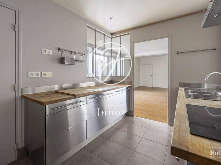 Appartement Paris 11e - 5 chambres - 138m²