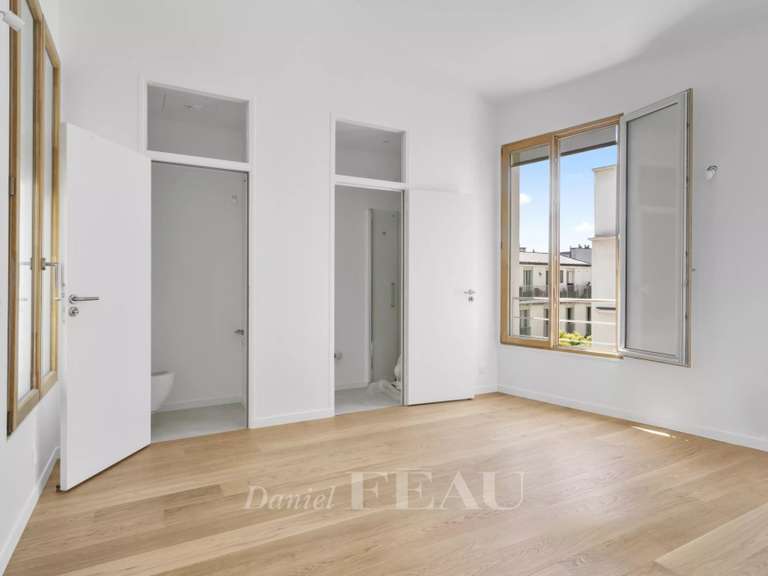 Appartement Paris 11e - 5 chambres - 169m²