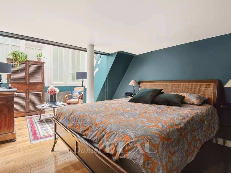 Appartement Paris 11e - 3 chambres - 217m²