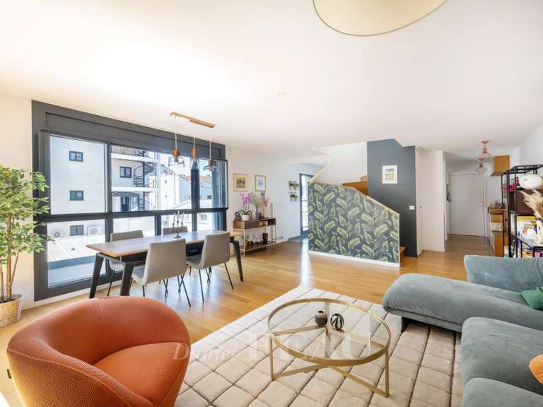 Appartement Paris 11e - 3 chambres - 119m²