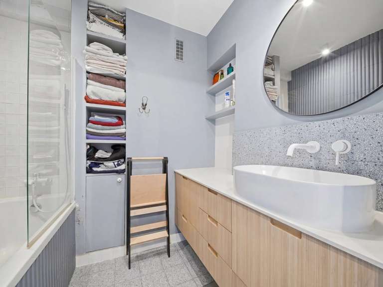 Appartement Paris 11e - 3 chambres - 98m²