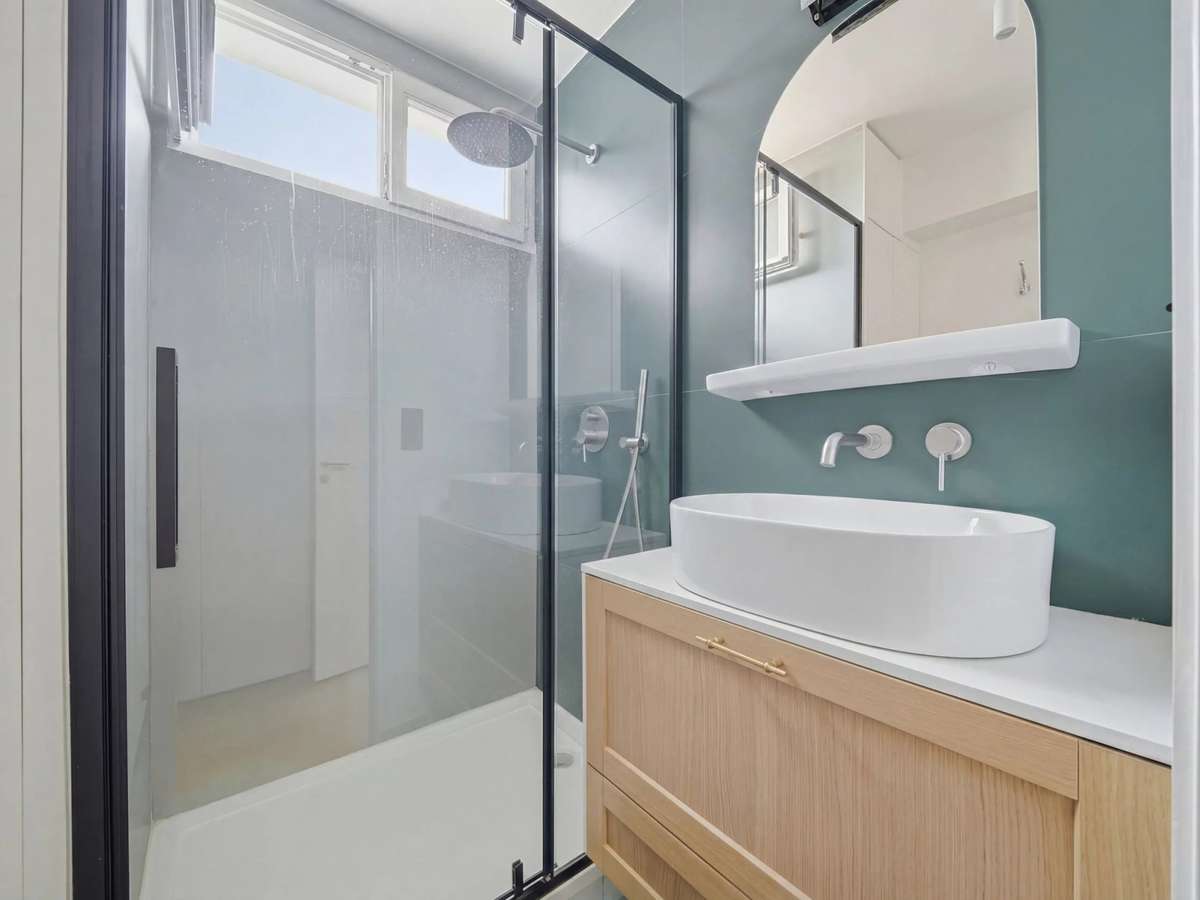 Apartment Paris 11e