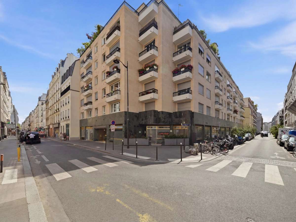 Apartment Paris 11e