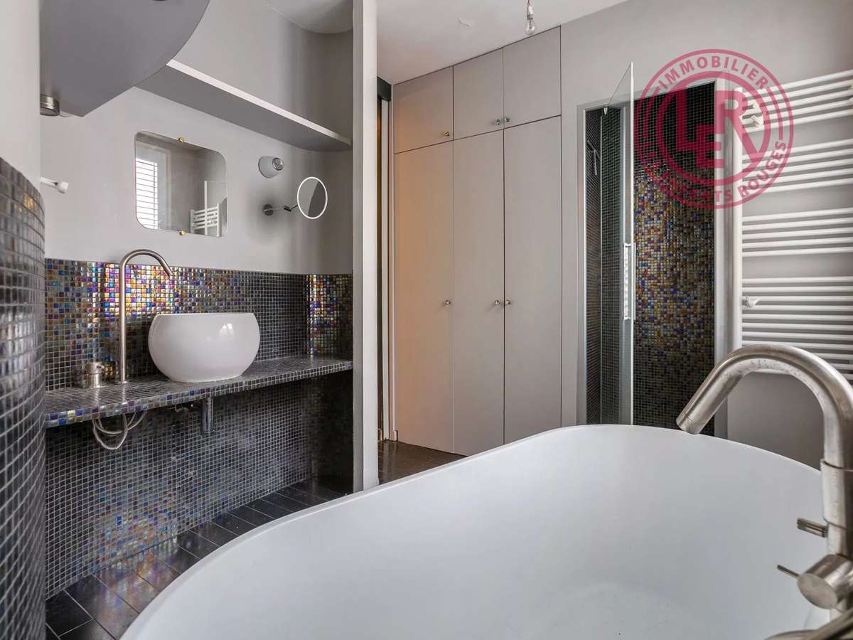 Apartment Paris 11e