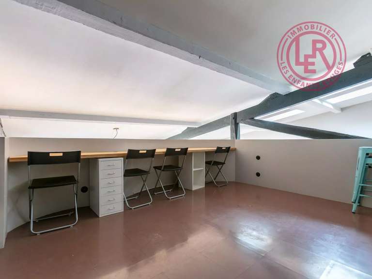 Appartement Paris 11e - 2 chambres - 104m²