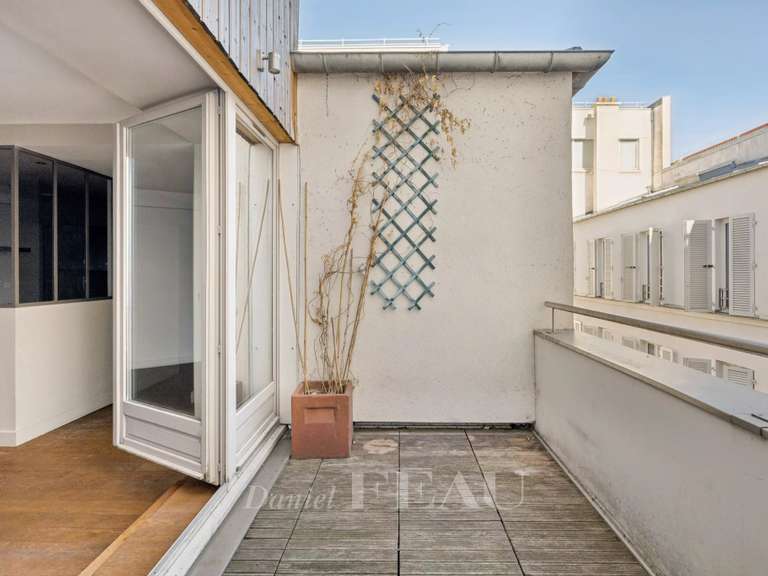 Appartement Paris 11e - 5 chambres - 130m²