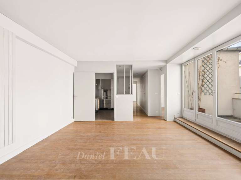 Appartement Paris 11e - 5 chambres - 130m²
