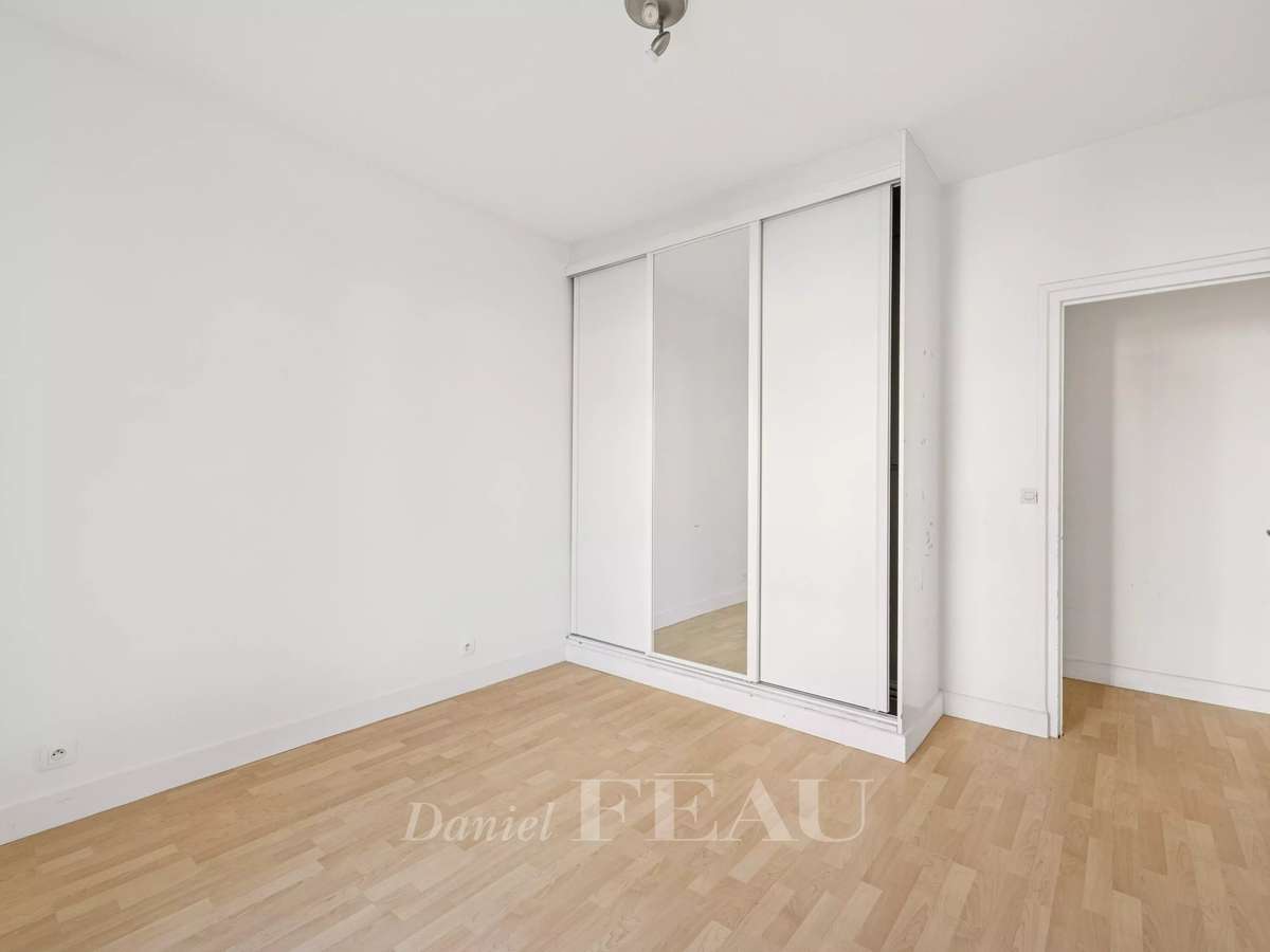 Apartment Paris 11e