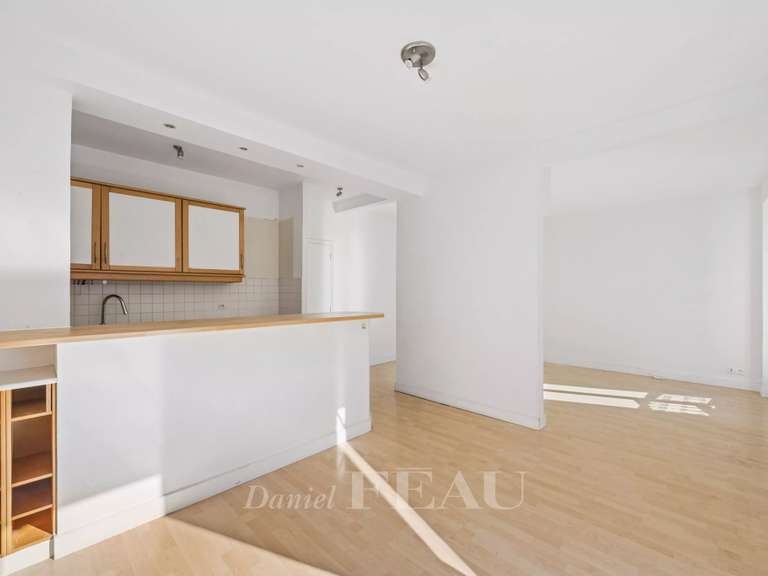 Appartement Paris 11e - 3 chambres - 79m²