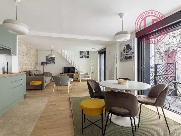 Appartement Paris 11e - 2 chambres - 107m²