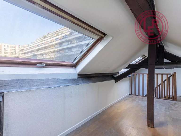 Appartement Paris 11e - 4 chambres - 90m²