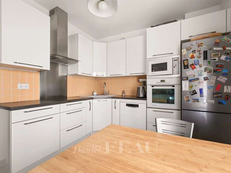 Appartement Paris 11e - 4 chambres - 125m²