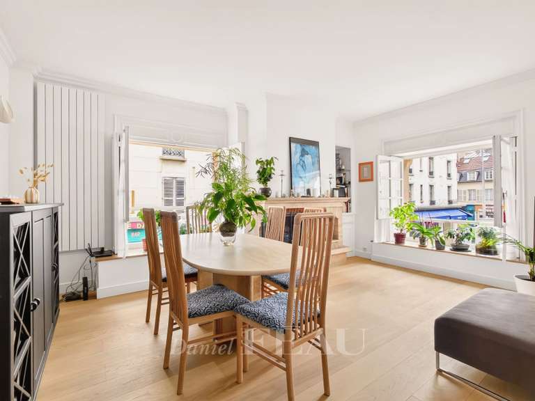 Appartement Paris 11e - 4 chambres - 125m²