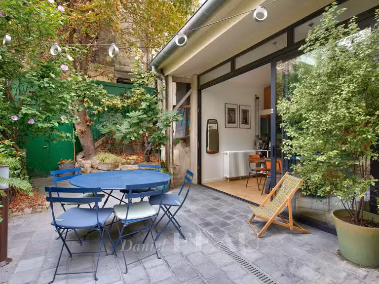 Maison Paris 11e - 5 chambres - 233m²