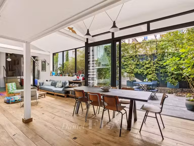 Maison Paris 11e - 5 chambres - 233m²