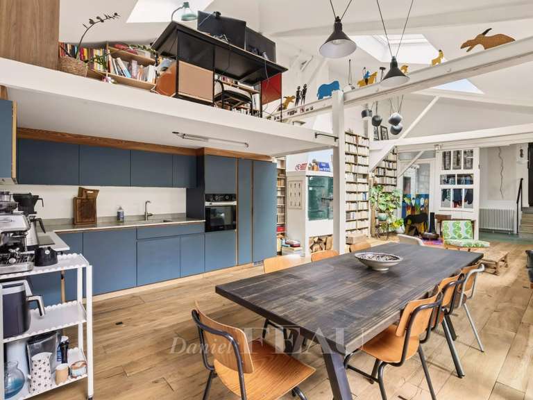 Maison Paris 11e - 5 chambres - 233m²