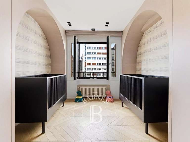 Appartement Paris 12e - 4 chambres - 160m²