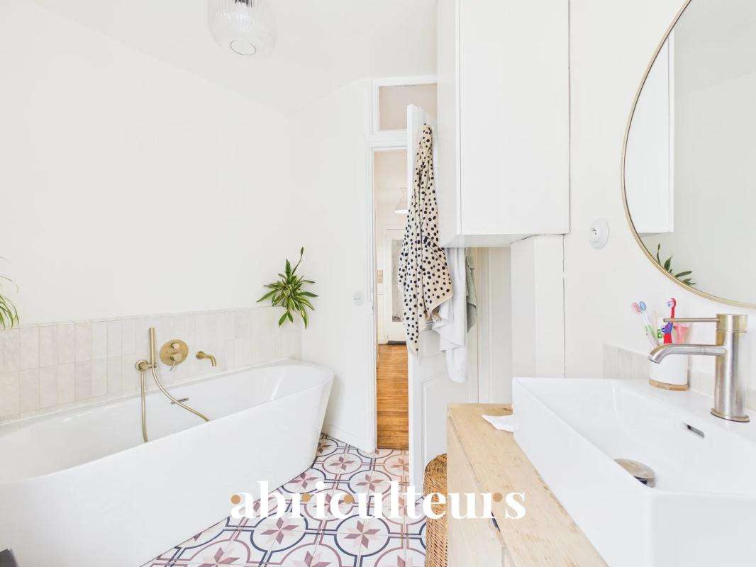 Apartment Paris 12e