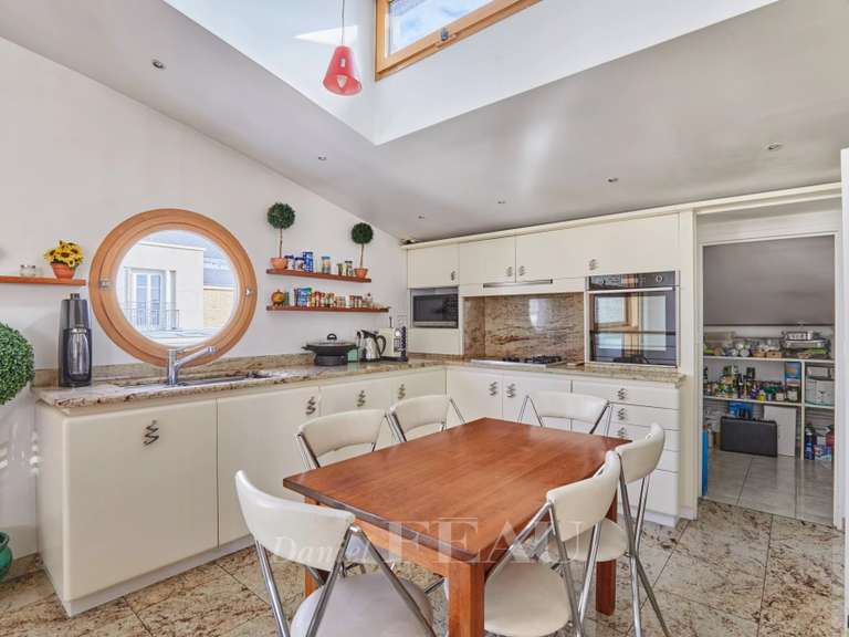 Appartement Paris 12e - 3 chambres - 178m²