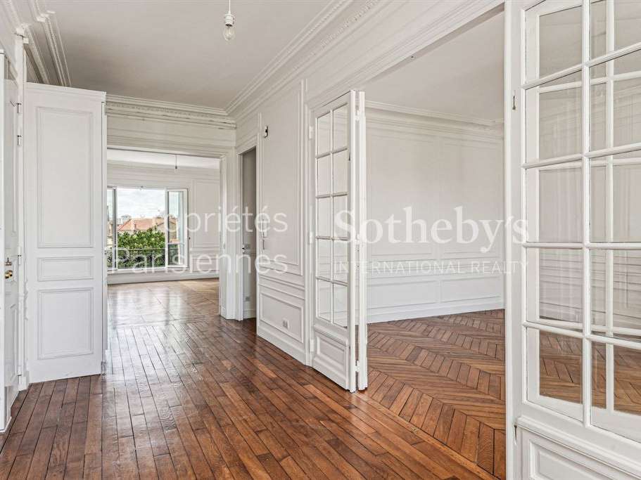 Apartment Paris 14e