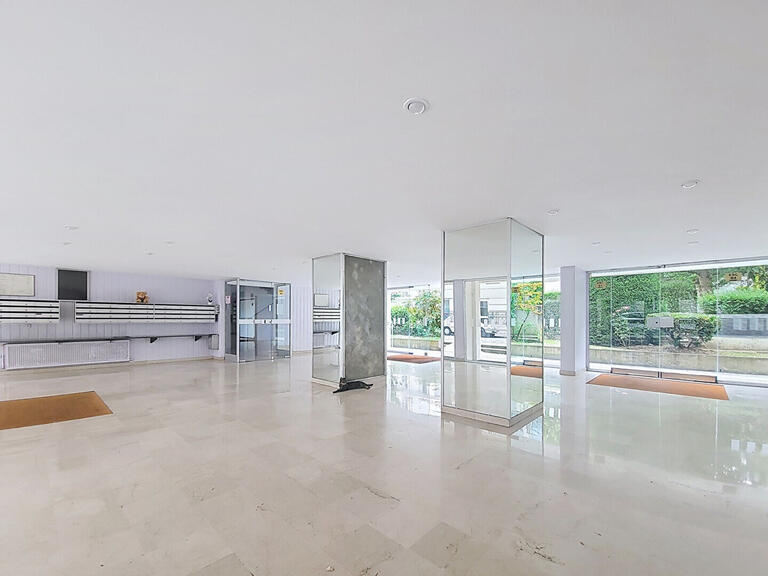 Appartement Paris 14e - 5 chambres - 93m²