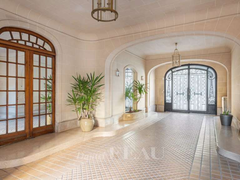 Appartement Paris 14e - 3 chambres - 123m²