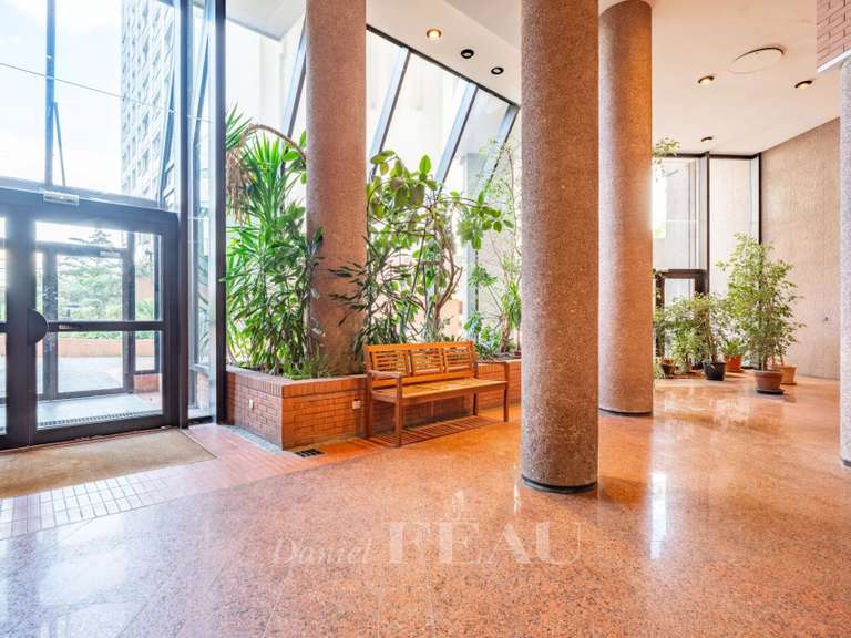 Appartement Paris 14e - 4 chambres - 105m²