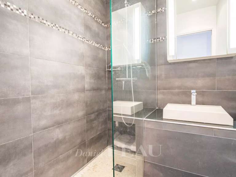 Appartement Paris 14e - 4 chambres - 105m²