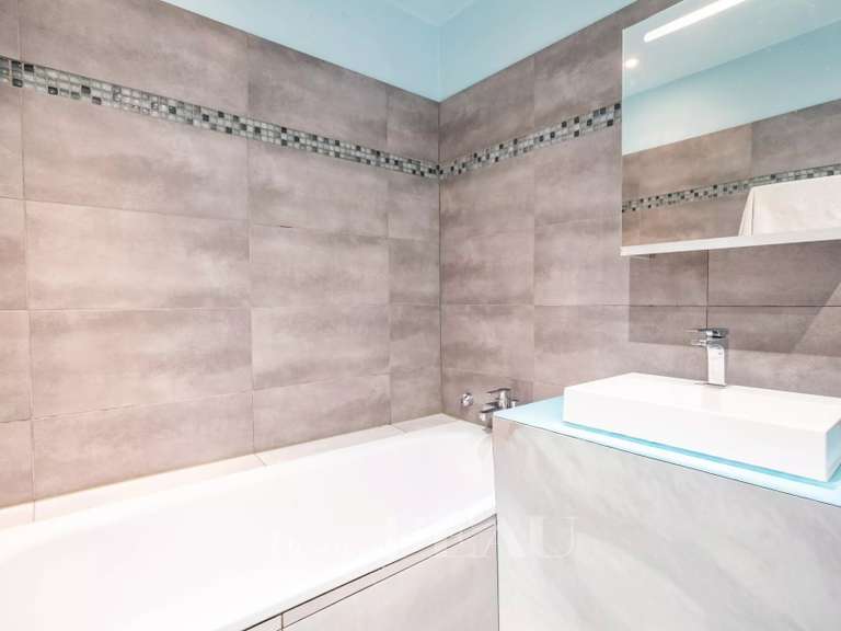 Appartement Paris 14e - 4 chambres - 105m²