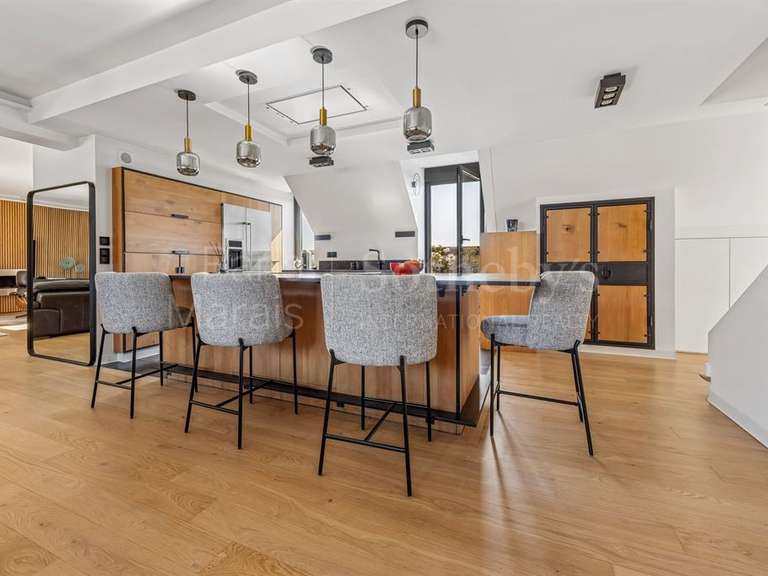 Appartement Paris 14e - 3 chambres - 174m²