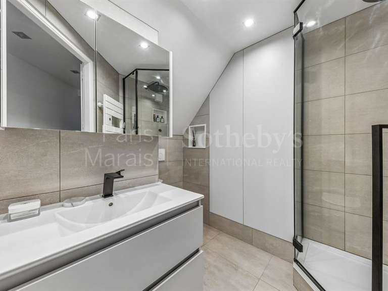 Appartement Paris 14e - 3 chambres - 174m²