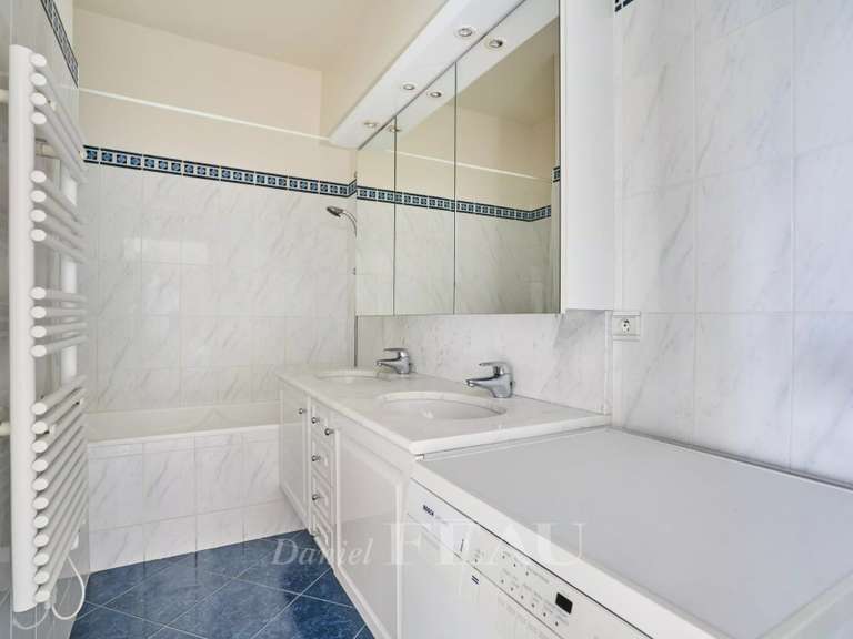 Appartement Paris 14e - 4 chambres - 132m²