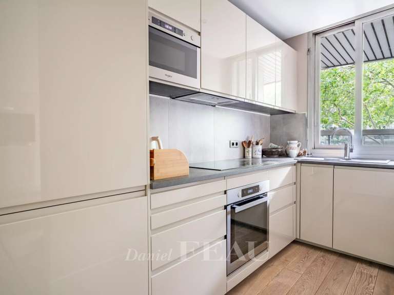 Appartement Paris 14e - 1 chambre - 69m²