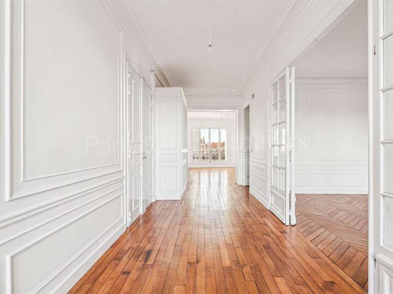 Appartement Paris 14e - 4 chambres - 200m²