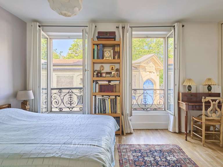 Appartement Paris 14e - 2 chambres - 72m²