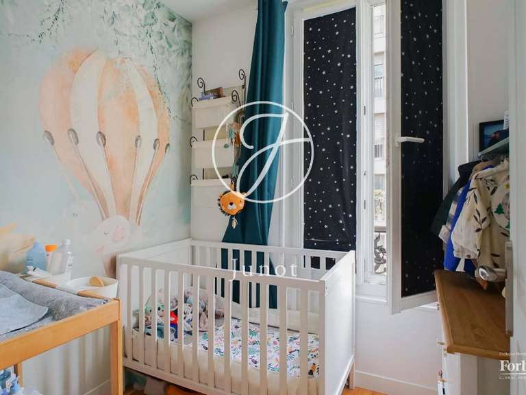 Appartement Paris 14e - 2 chambres - 84m²