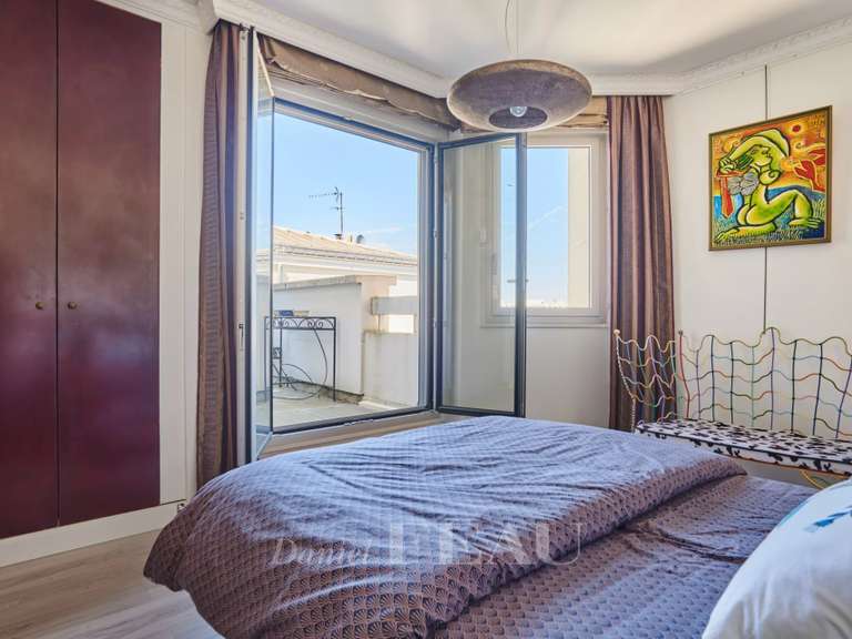 Appartement Paris 14e - 2 chambres - 75m²