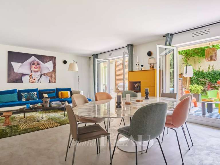 Appartement Paris 14e - 3 chambres - 143m²