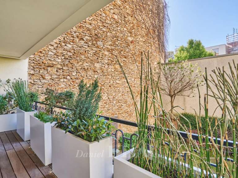 Appartement Paris 14e - 3 chambres - 143m²