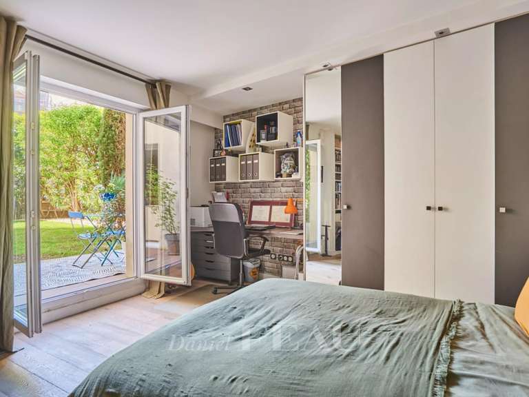 Appartement Paris 14e - 3 chambres - 143m²