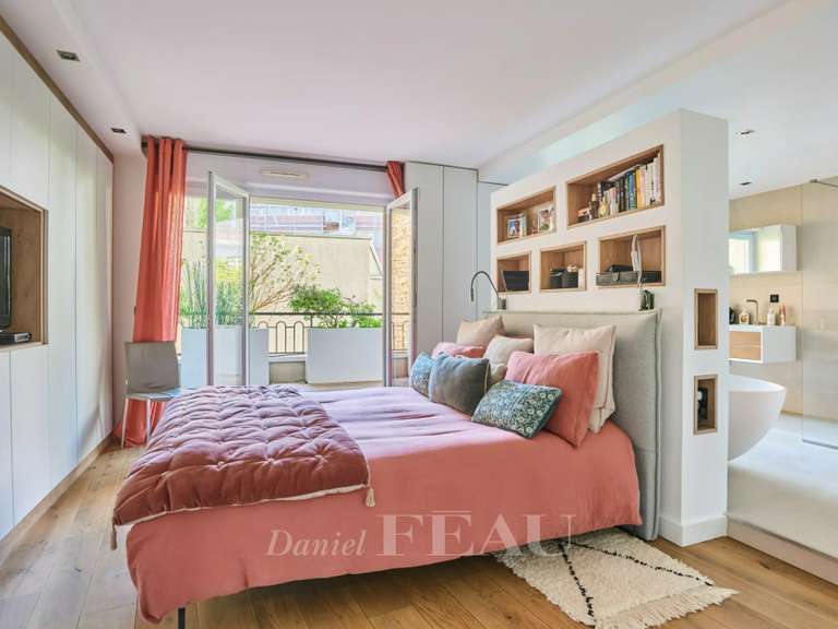 Appartement Paris 14e - 3 chambres - 143m²