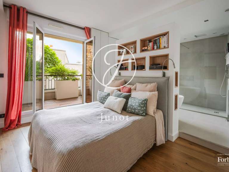 Appartement Paris 14e - 3 chambres - 240m²
