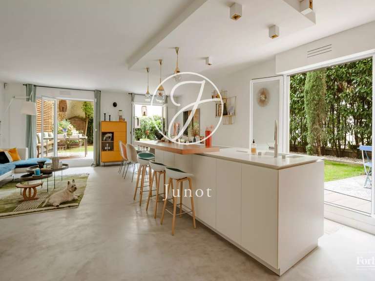 Appartement Paris 14e - 3 chambres - 240m²