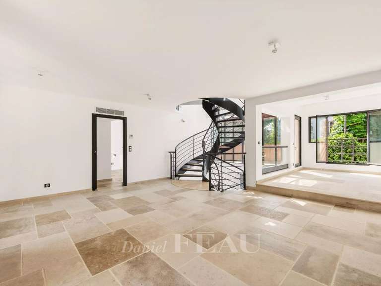 Maison Paris 14e - 4 chambres - 360m²