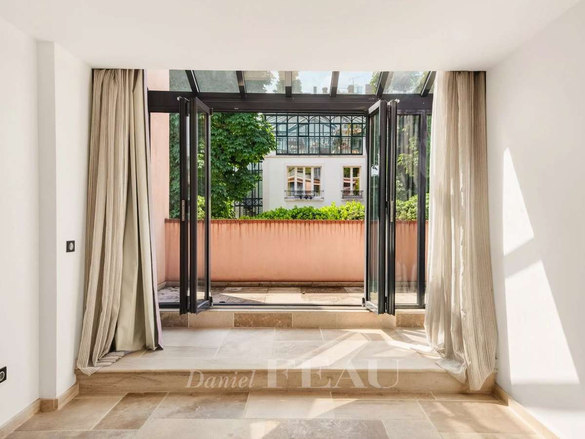 House Paris 14e